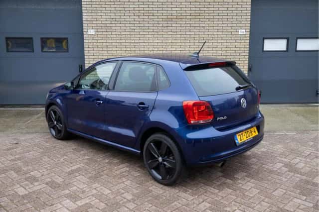 Volkswagen Polo (2012) thumbnail 3