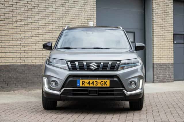 Suzuki Vitara (2022) thumbnail 5