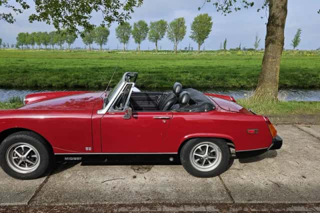 MG Midget (1978) thumbnail 2