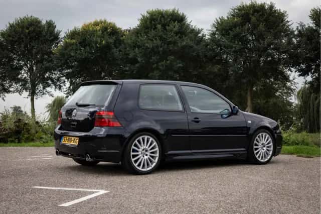 Volkswagen Golf (2003) thumbnail 2