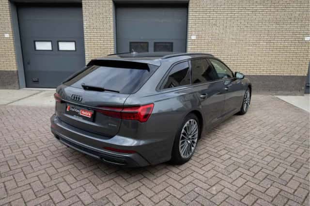 Audi A6 (2023) thumbnail 2
