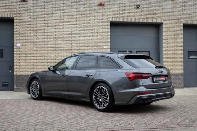 Audi A6 (2023) thumbnail 3