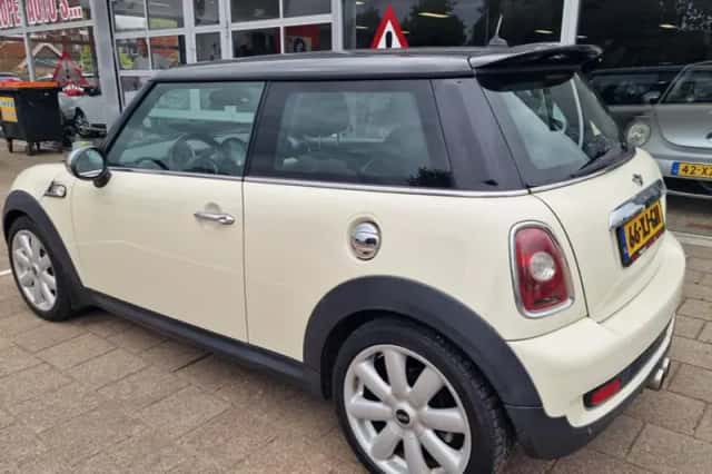 MINI Cooper S (2007) thumbnail 5