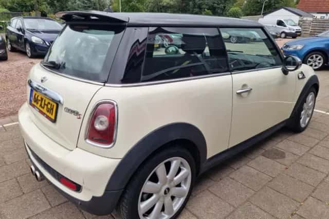 MINI Cooper S (2007) thumbnail 6