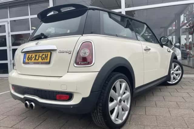 MINI Cooper S (2007) thumbnail 6