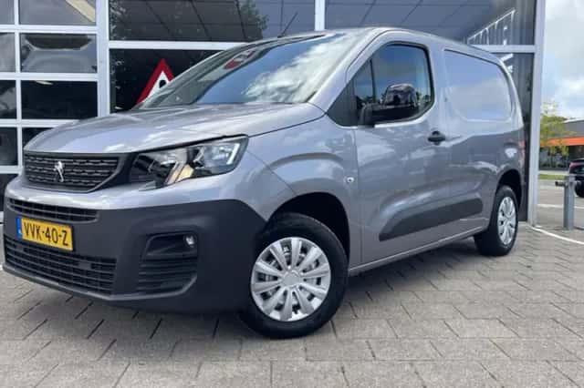 Peugeot Partner (2023) thumbnail 2