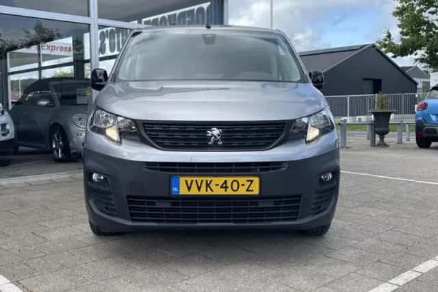 Peugeot Partner (2023) thumbnail 4