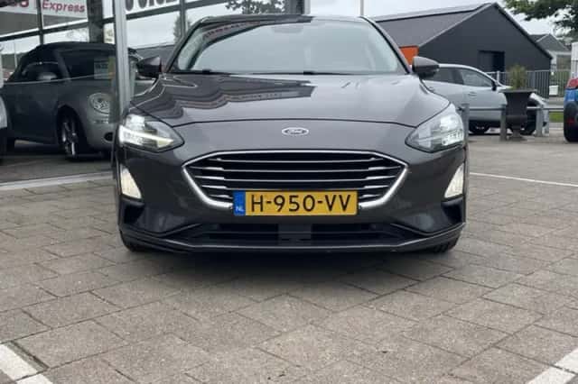 Ford Focus (2020) thumbnail 4