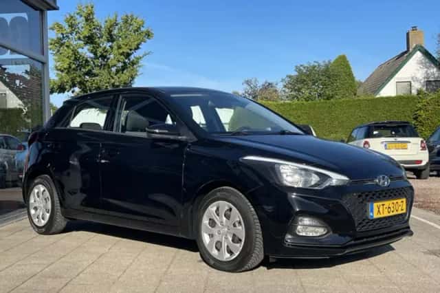 Hyundai i20 (2019) thumbnail 3
