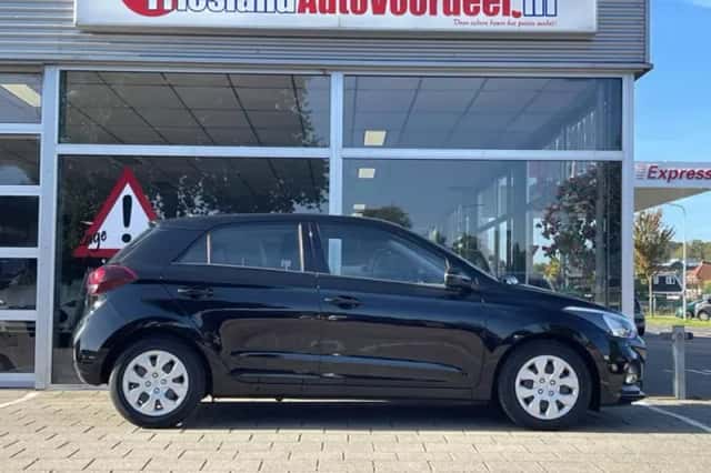 Hyundai i20 (2019) thumbnail 6