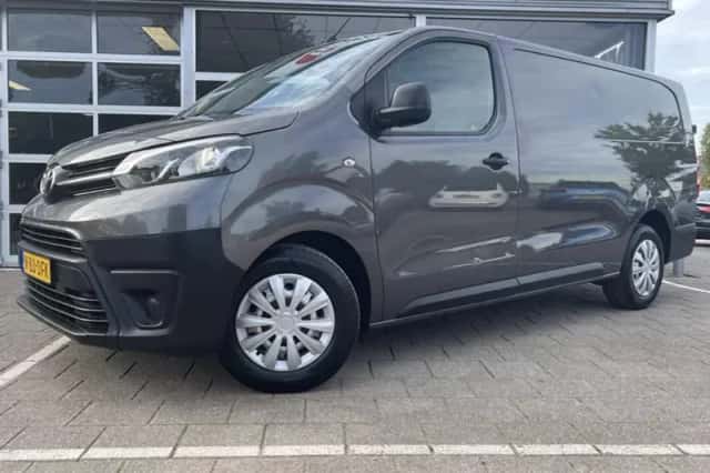 Toyota ProAce Worker (2019) thumbnail 2