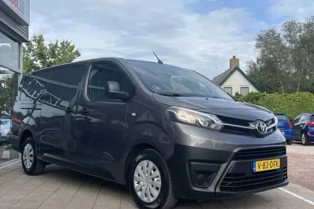 Toyota ProAce Worker (2019) thumbnail 3