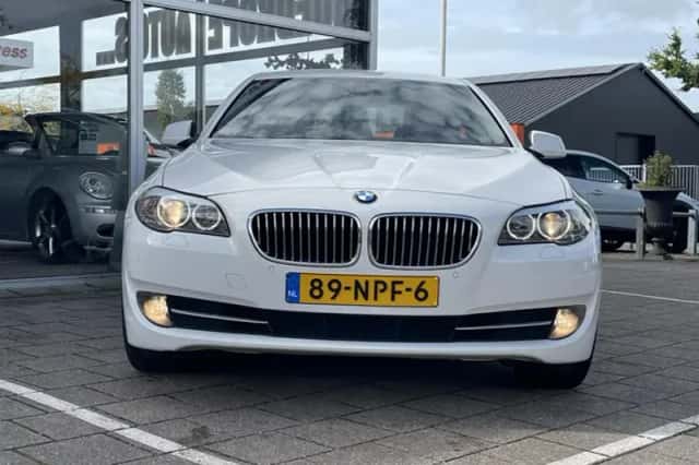 BMW 5-Serie (2010) thumbnail 4