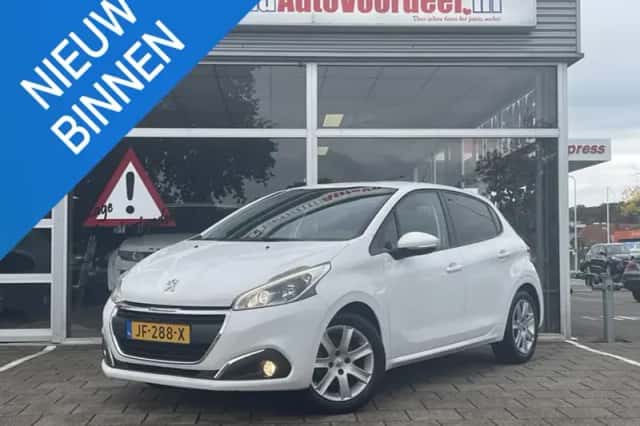 Peugeot 208 (2016) thumbnail 1