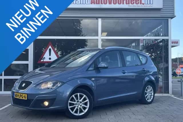 SEAT Altea XL (2010) thumbnail 1