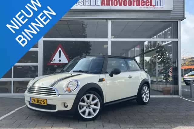 MINI One (2009) thumbnail 1