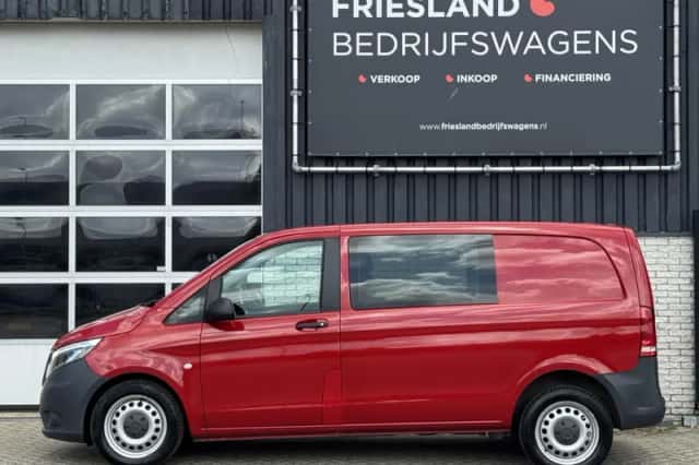 Mercedes-Benz Vito (2018) thumbnail 3