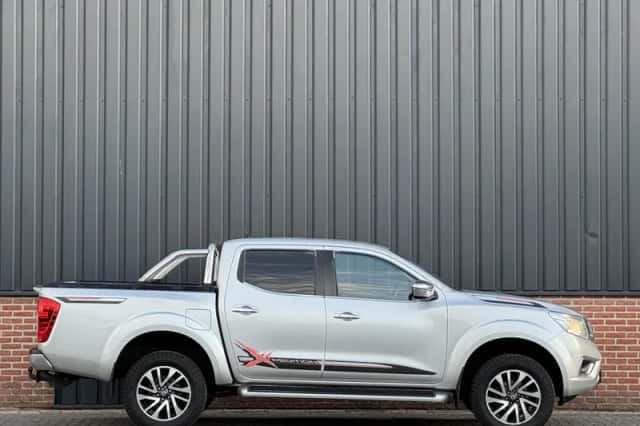 Nissan Navara (2018) thumbnail 2