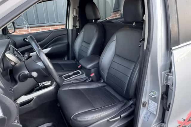 Nissan Navara (2018) thumbnail 5