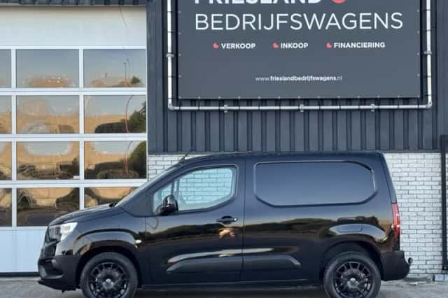 Opel Combo (2019) thumbnail 3