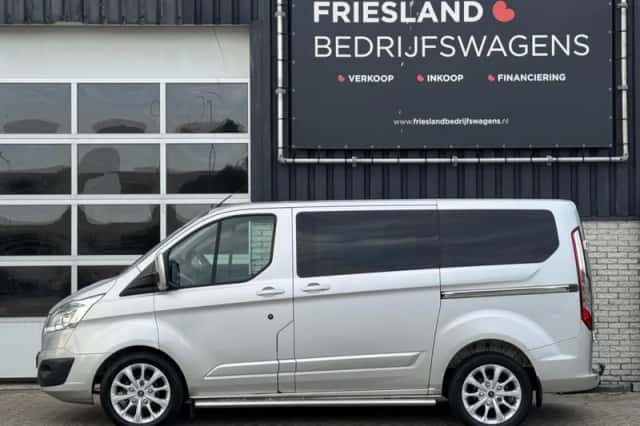 Ford Transit Custom (2013) thumbnail 3