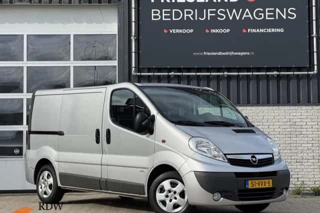 Opel Vivaro (2008) thumbnail 1