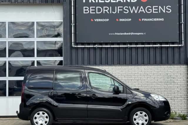 Peugeot Partner (2014) thumbnail 2