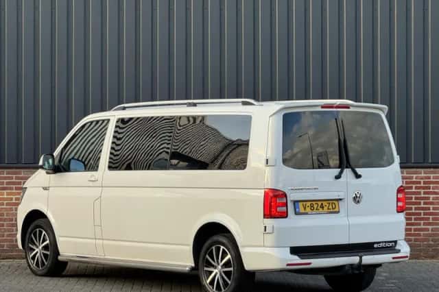 Volkswagen Transporter (2019) thumbnail 4