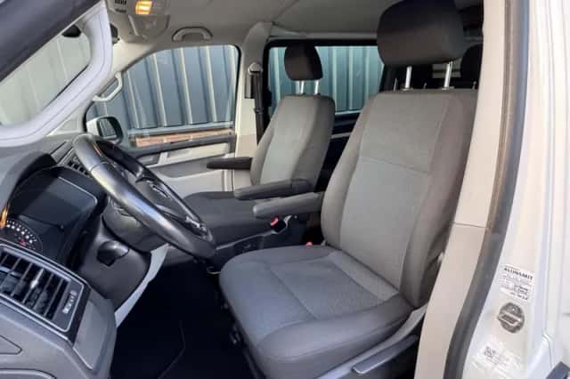 Volkswagen Transporter (2019) thumbnail 5