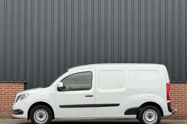 Mercedes-Benz Citan (2017) thumbnail 3