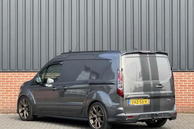 Ford Transit Connect (2022) thumbnail 4