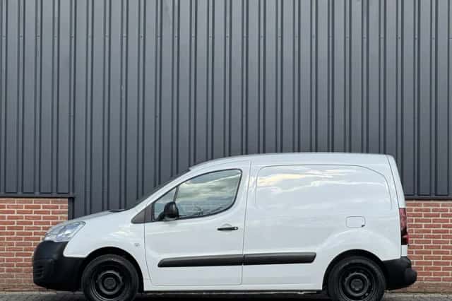 Peugeot Partner (2017) thumbnail 3