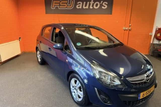 Opel Corsa (2013) thumbnail 5