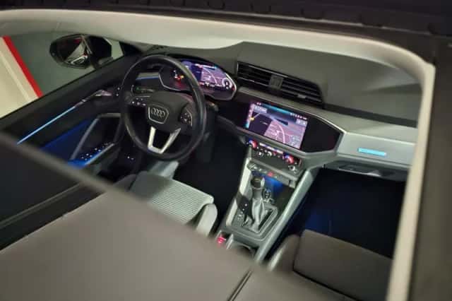 Audi Q3 Sportback (2021) thumbnail 3