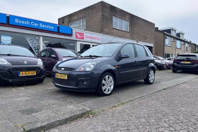 Ford Fiesta (2006) thumbnail 1