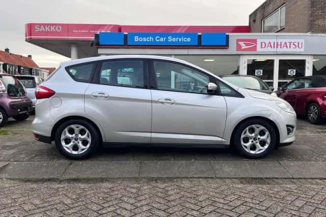 Ford C-Max (2012) thumbnail 6
