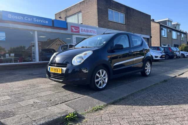 Suzuki Alto (2011) thumbnail 1