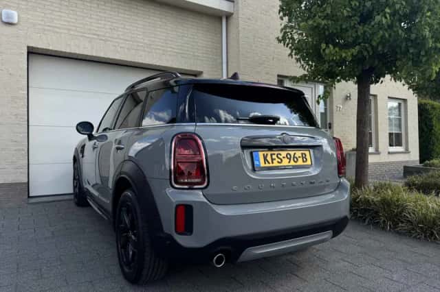 MINI Countryman (2021) thumbnail 3