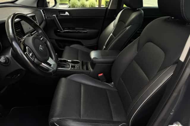 Kia Sportage (2020) thumbnail 2