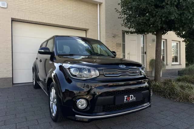 Kia Soul (2017) thumbnail 1