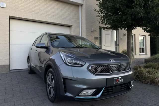 Kia Niro (2018) thumbnail 1