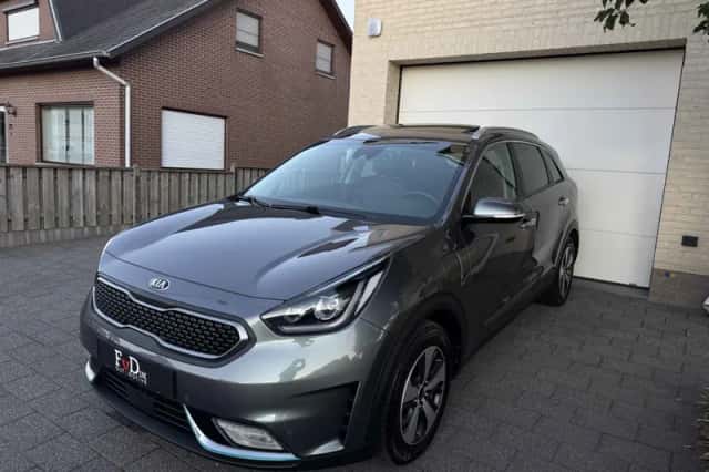 Kia Niro (2018) thumbnail 5