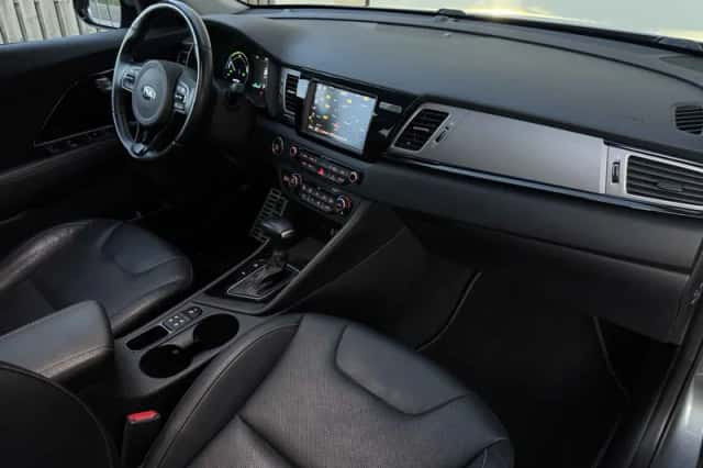 Kia Niro (2018) thumbnail 6