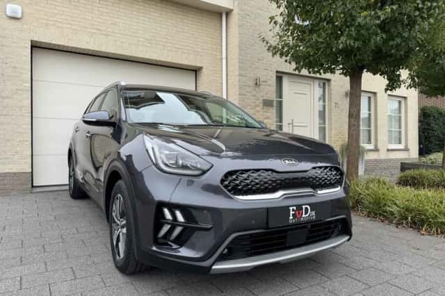 Kia Niro (2019) thumbnail 1