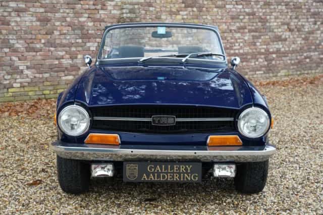 Triumph TR6 (1972) thumbnail 5