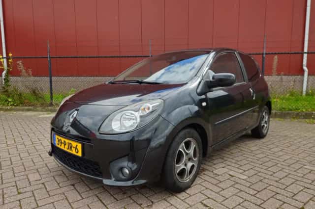 Renault Twingo (2011) thumbnail 2