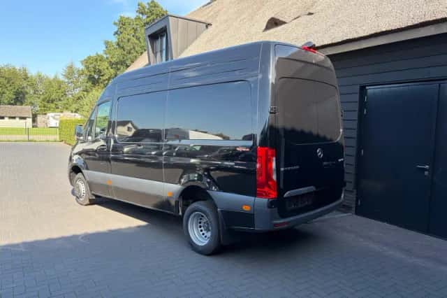 Mercedes-Benz Sprinter (2026) thumbnail 4