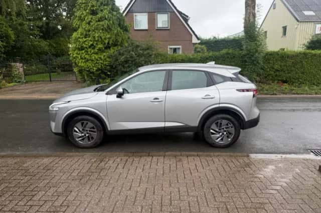 Nissan Qashqai (2022) thumbnail 1