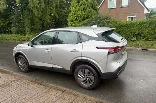 Nissan Qashqai (2022) thumbnail 2