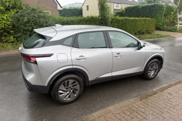 Nissan Qashqai (2022) thumbnail 4